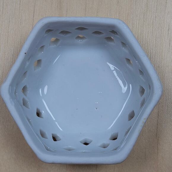 Trinket Box Hexagon Floral topped  Reticulated Porcelain White Pastel Flowers - Picture 5 of 7